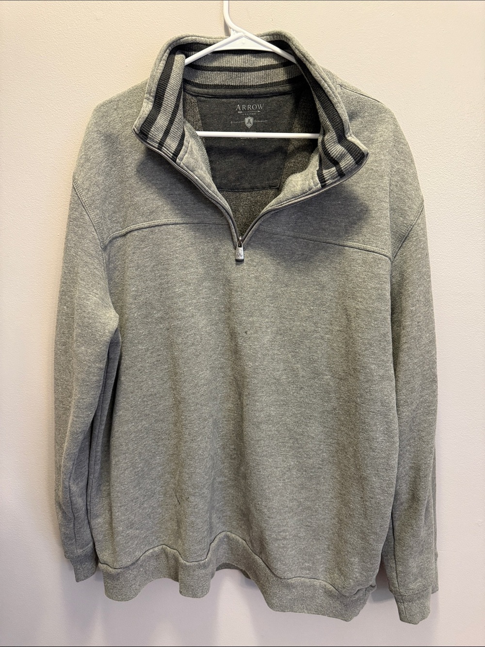 Arrow Men’s Heather Gray Half-Zip Pullover